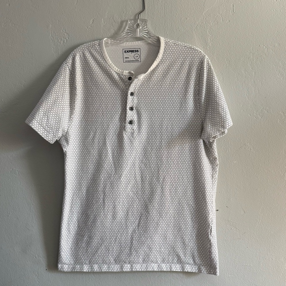 Men’s Express Tshirt Size Large
